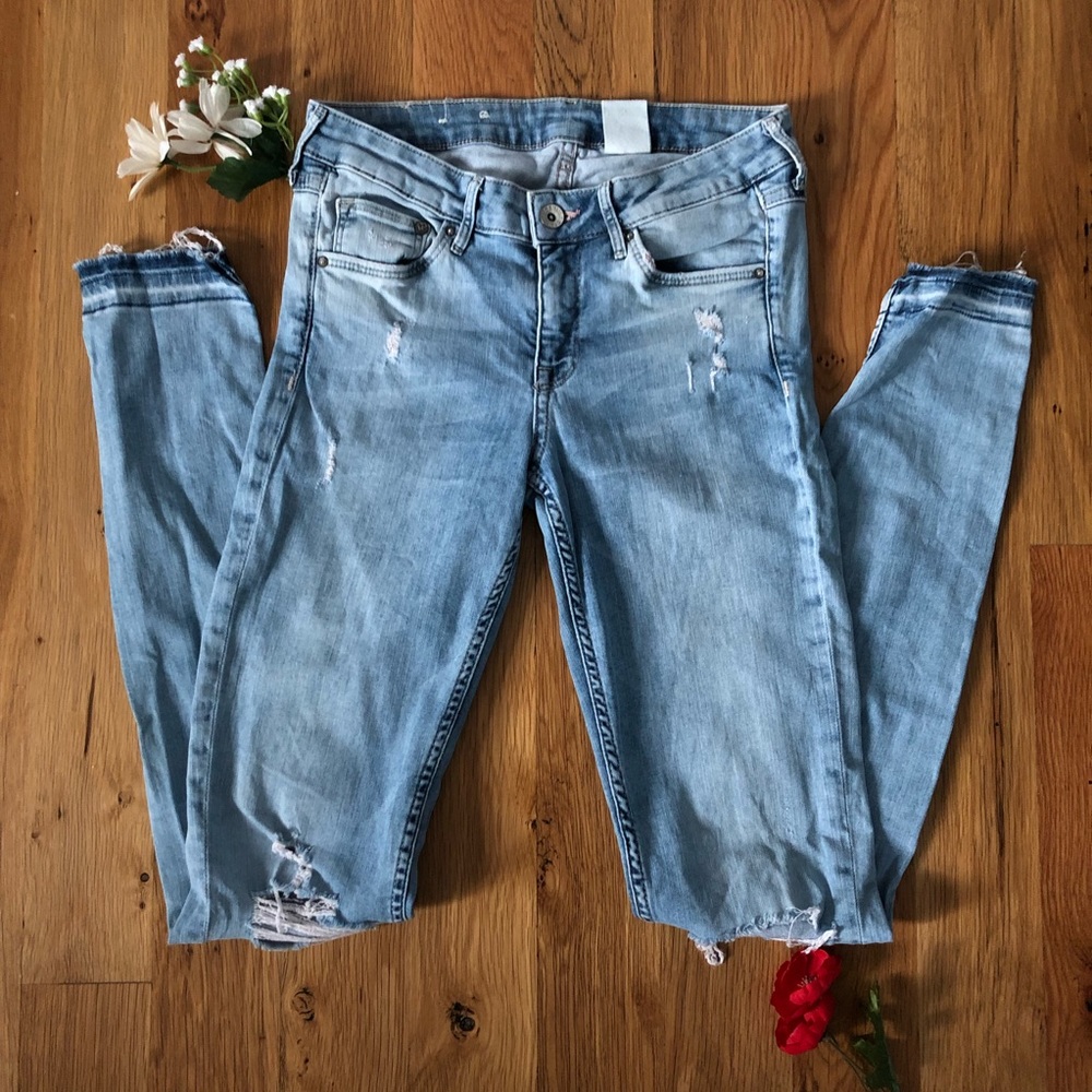 Low Rise Jeans (H&M)